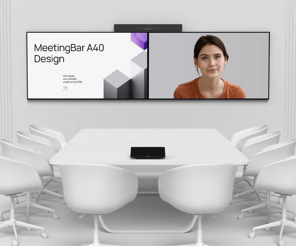 Yealink_MeetingBar_A40_Video_Conferencing_System_in_Modern_Meeting_Room_Setup_600x