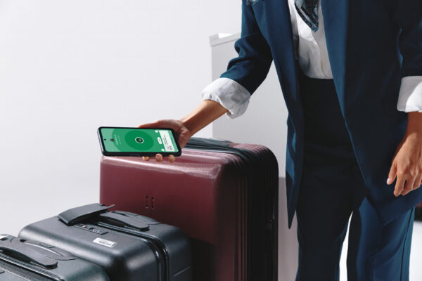 EM45 RFID Photography Website Hospitality Luggage 3x2